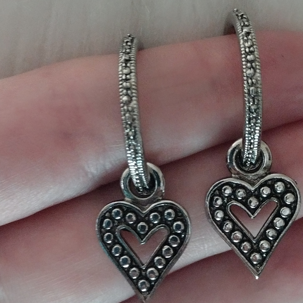 💕cute hoops with 💕